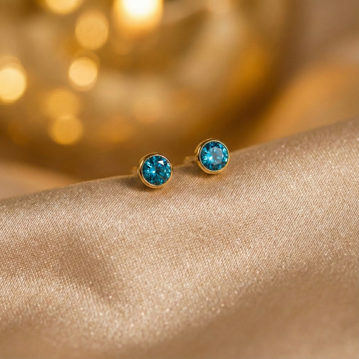 Mémoire Birthstone Studs