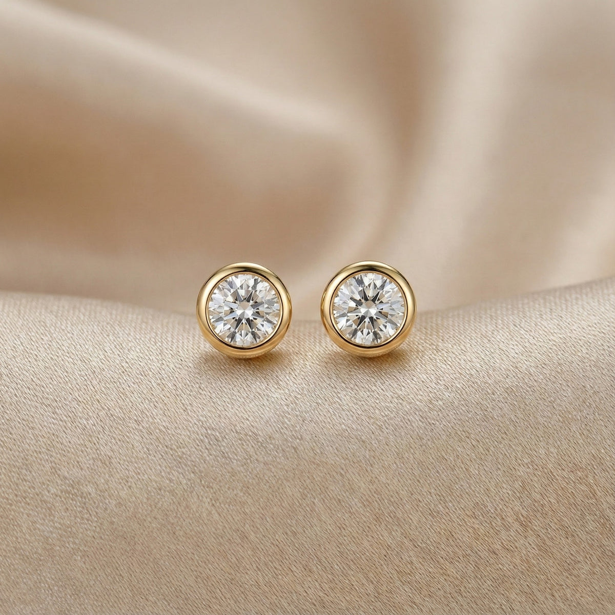 Mémoire Birthstone Studs