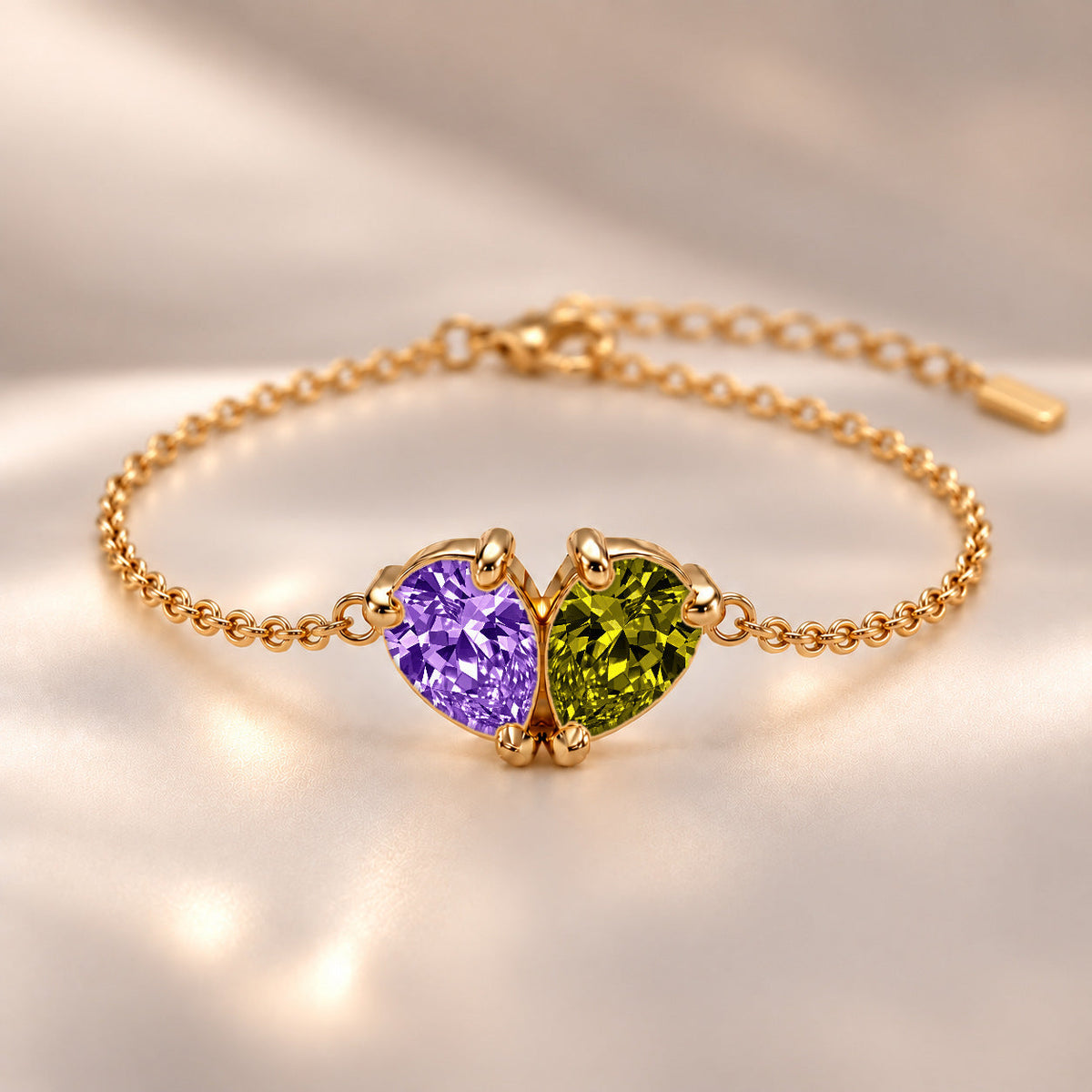 Demi Heart Bracelet - Gold Finish