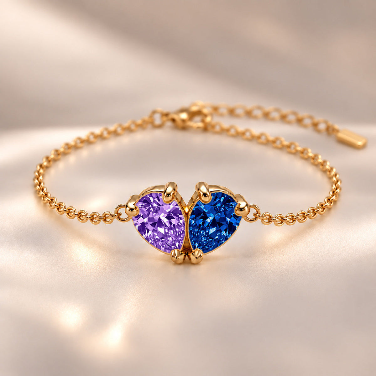 Demi Heart Bracelet - Gold Finish