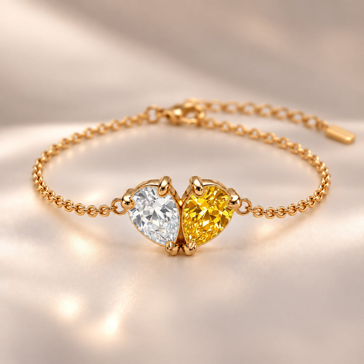 Demi Heart Bracelet - Gold Finish