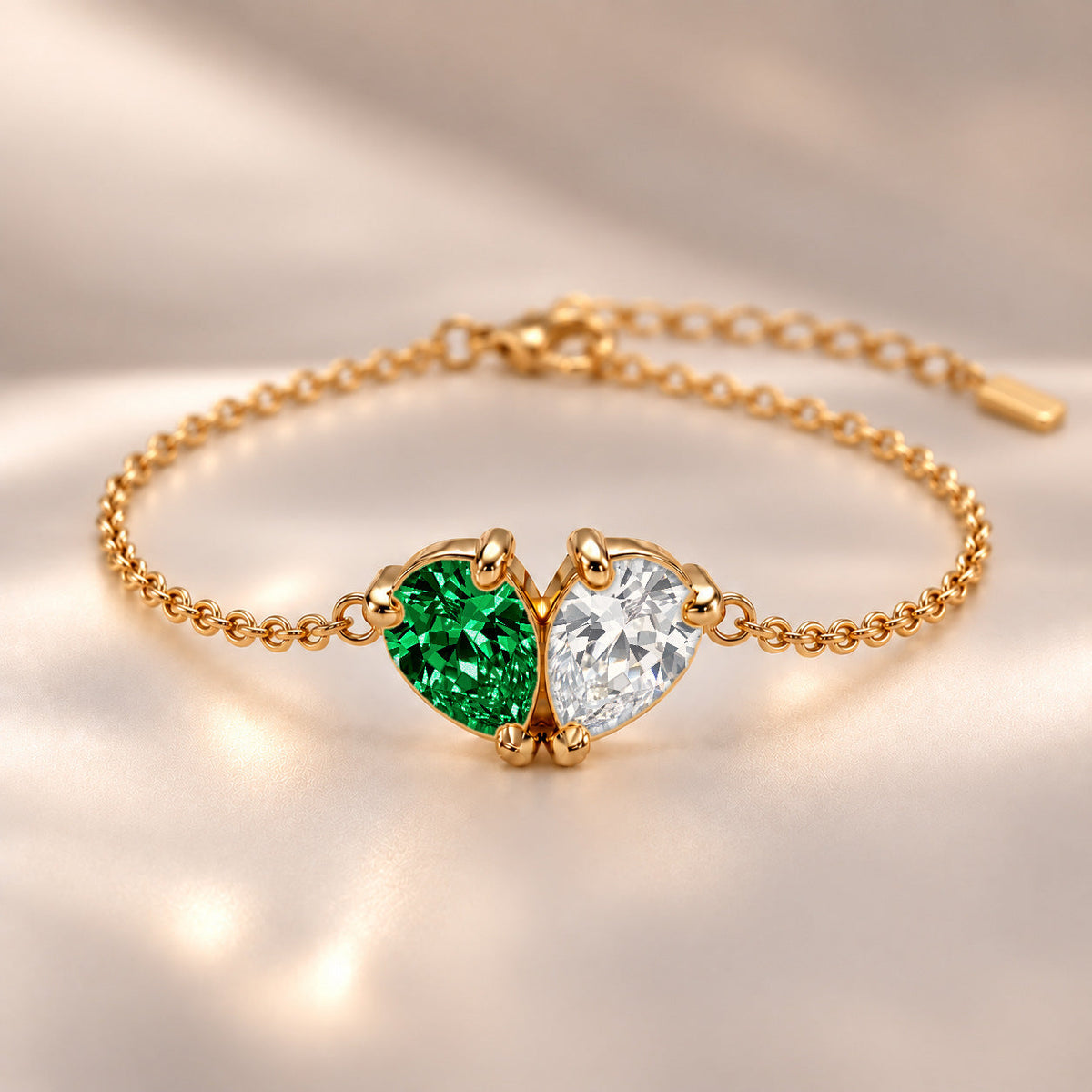 Demi Heart Bracelet - Gold Finish