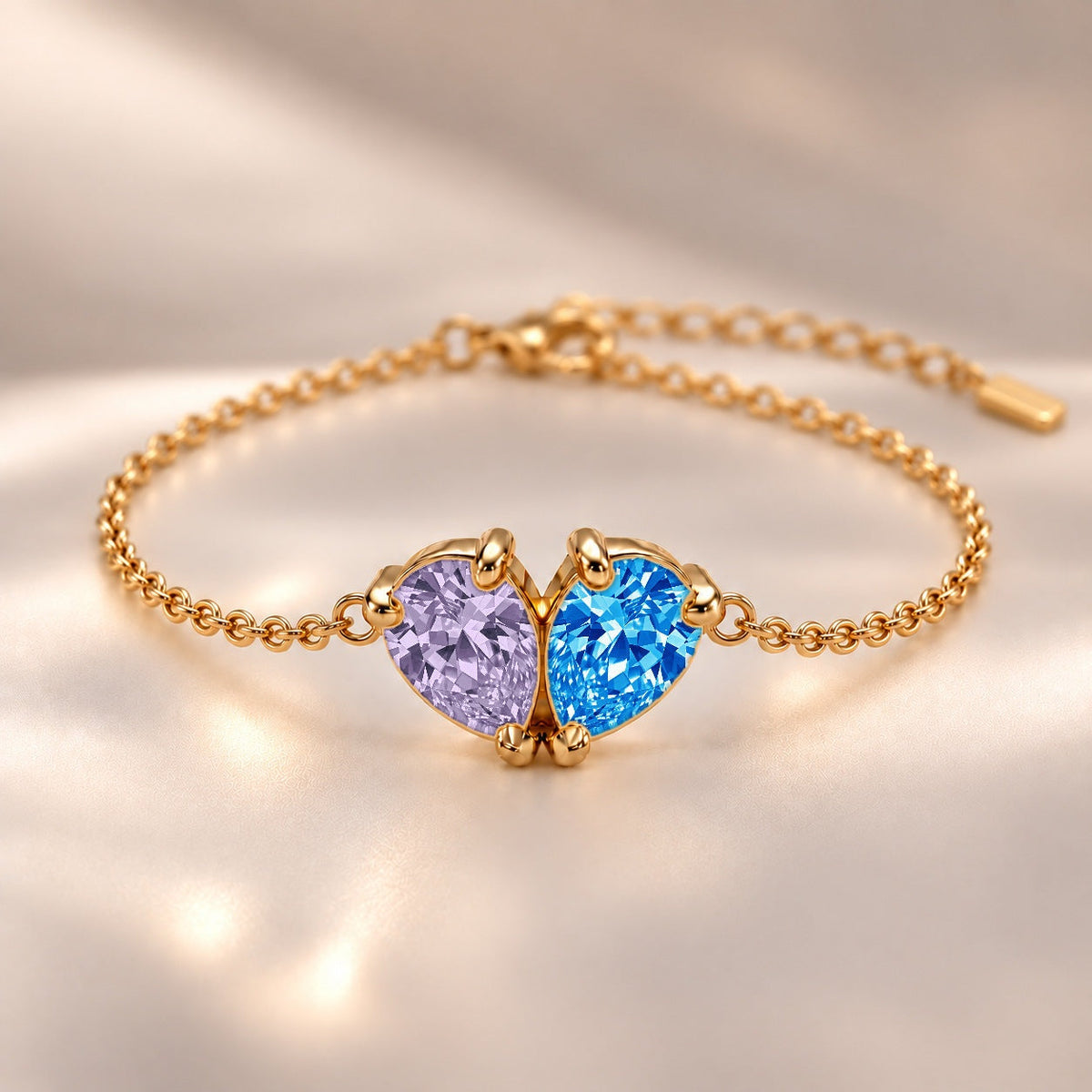 Demi Heart Bracelet - Gold Finish
