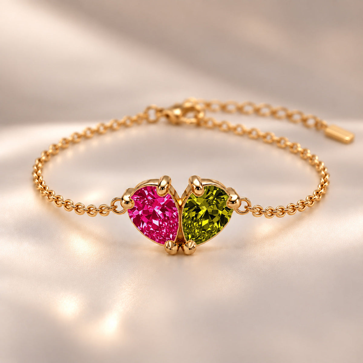 Demi Heart Bracelet - Gold Finish