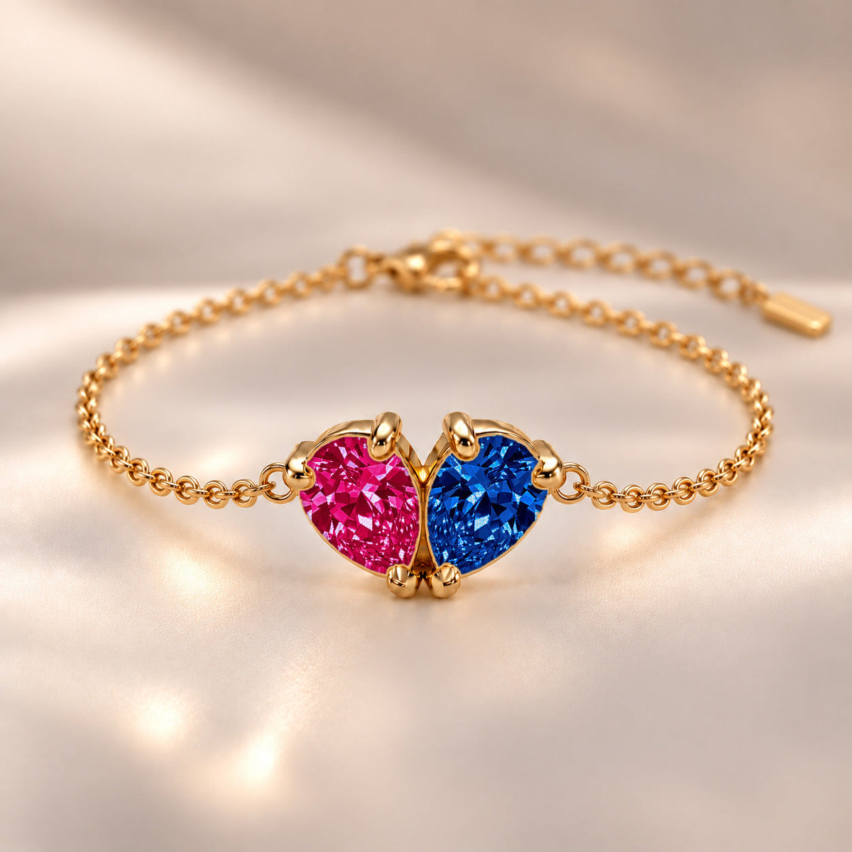 Demi Heart Bracelet - Gold Finish