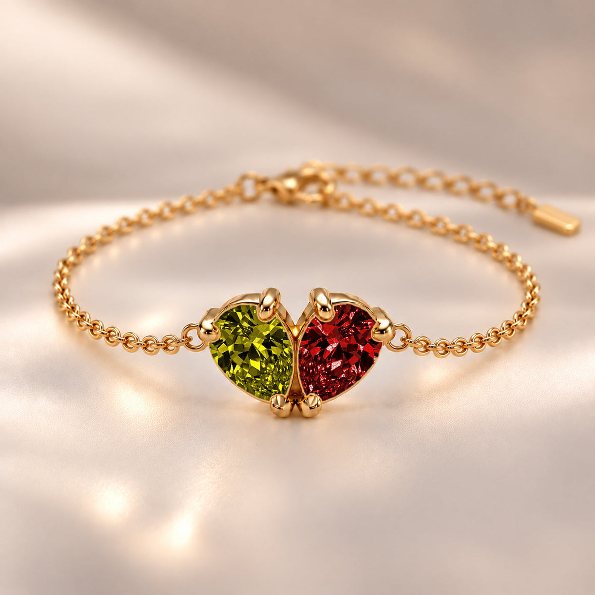 Demi Heart Bracelet - Gold Finish