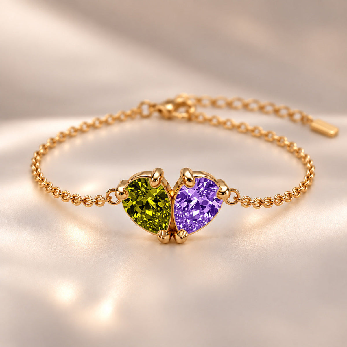 Demi Heart Bracelet - Gold Finish