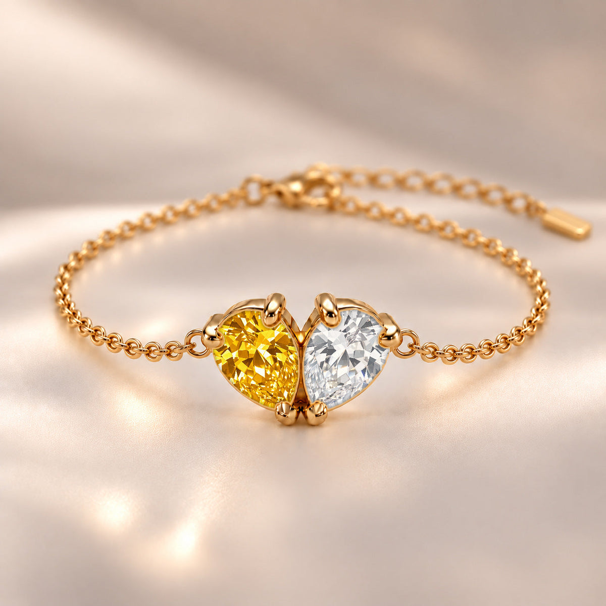 Demi Heart Bracelet - Gold Finish