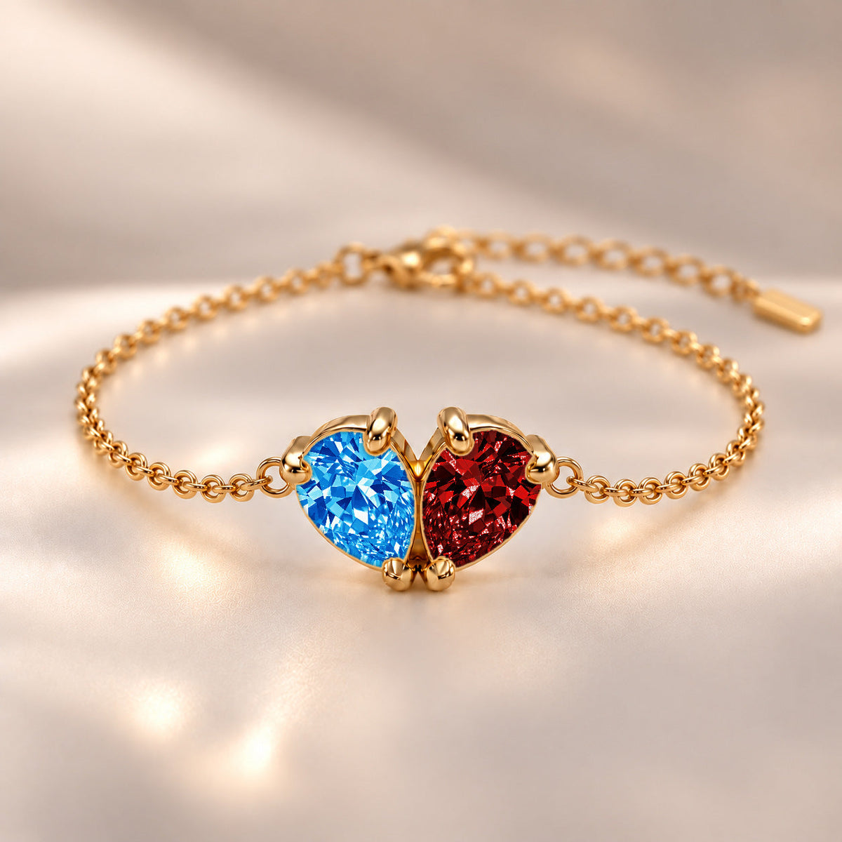 Demi Heart Bracelet - Gold Finish