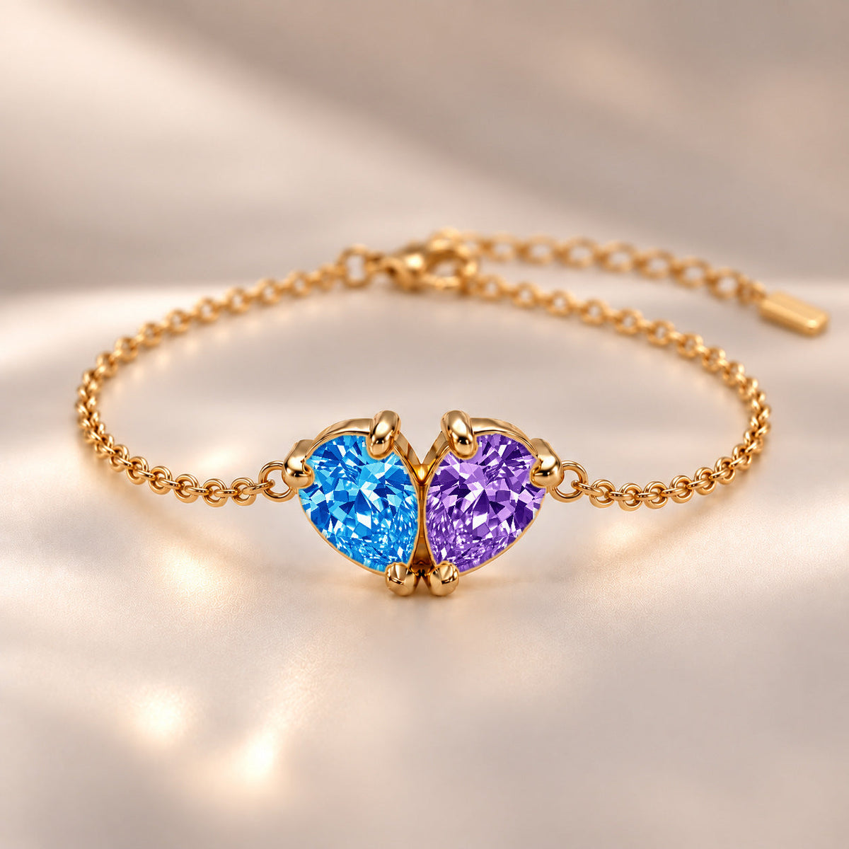 Demi Heart Bracelet - Gold Finish
